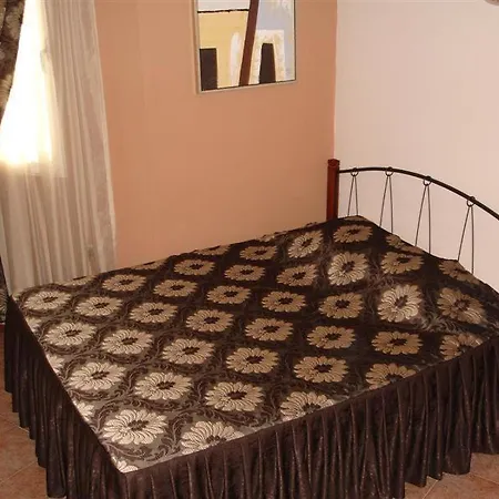 Elite Palace Otel 3*